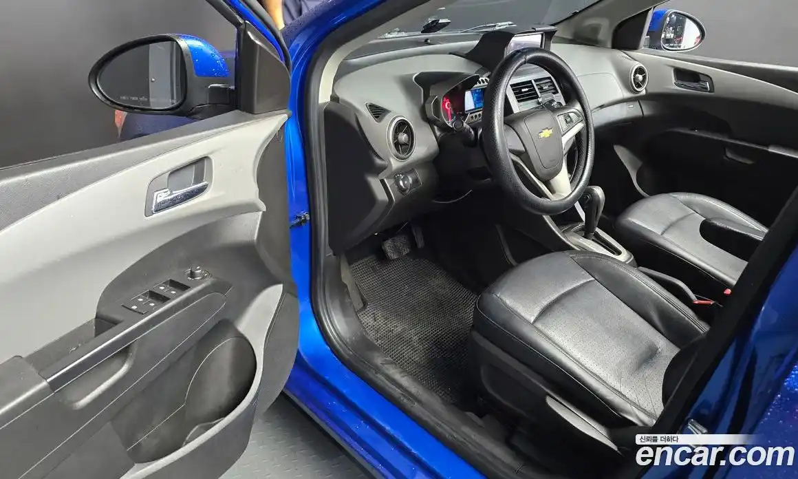 Chevrolet Aveo 2012 1.6 Автомат в Москве № 38354, фото 15