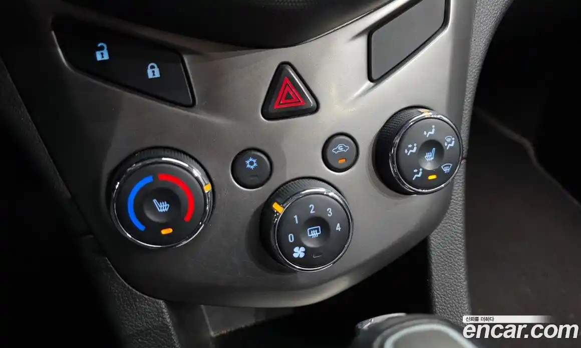 Chevrolet Aveo 2016 1.4 Автомат в Москве № 39635, фото 3