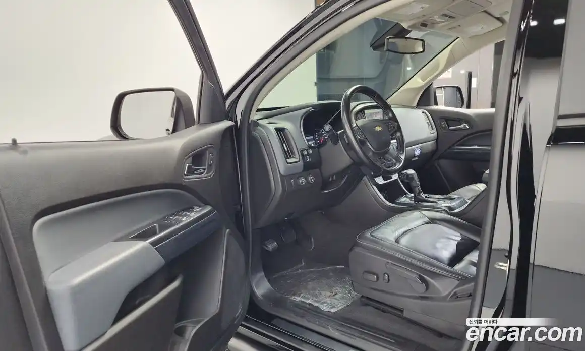 Chevrolet Colorado 2021 3.6 Автомат в Москве № 39841, фото 10