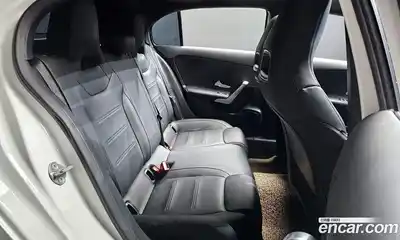 Mercedes-Benz A-Class 2020 2.0 Автомат в Москве № 413027, миниатюра 12