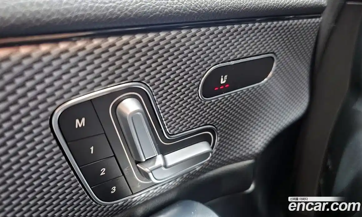 Mercedes-Benz A-Class 2020 2.0 Автомат в Москве № 413027, фото 18