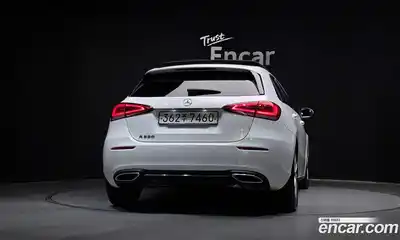Mercedes-Benz A-Class 2020 2.0 Автомат в Москве № 413027, миниатюра 4