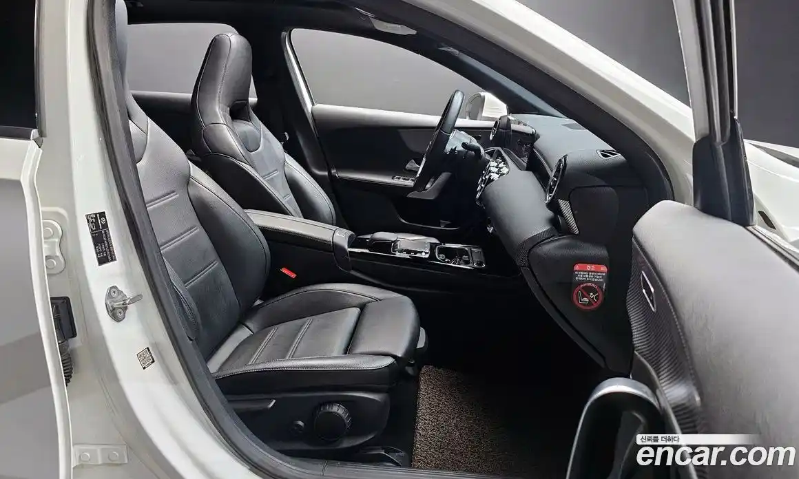 Mercedes-Benz A-Class 2020 2.0 Автомат в Москве № 413027, фото 10