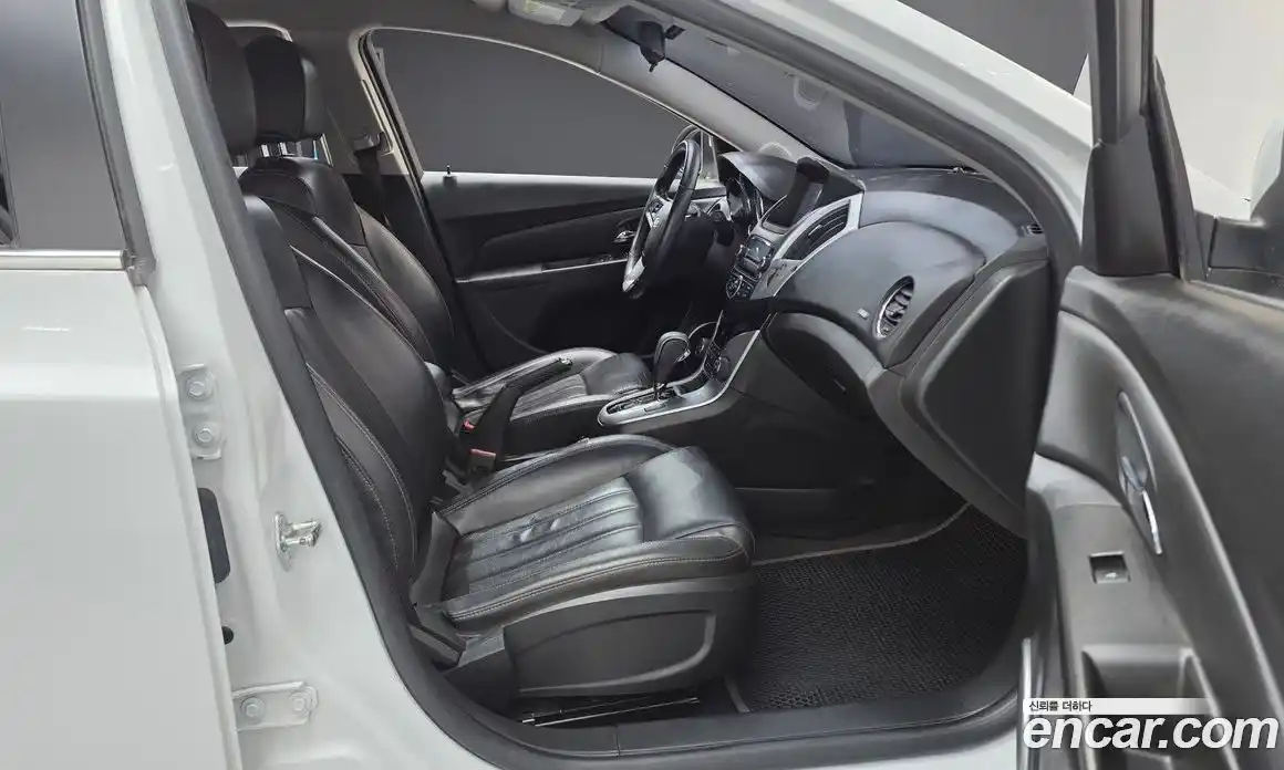 Chevrolet Cruze 2014 1.8 Автомат в Москве № 41404, фото 3