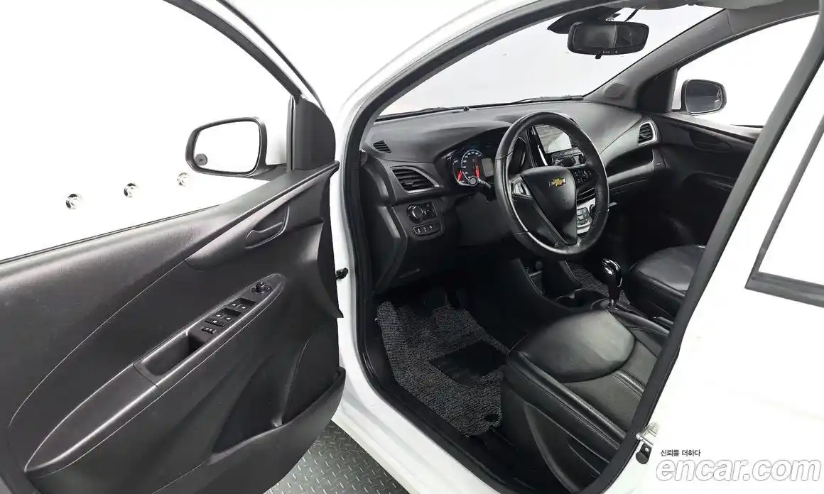 Chevrolet Spark 2019 1.0 Автомат в Москве № 42096, фото 11