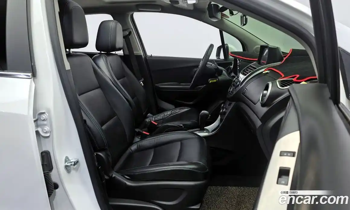 Chevrolet Trax 2015 1.4 Автомат в Москве № 42235, фото 14