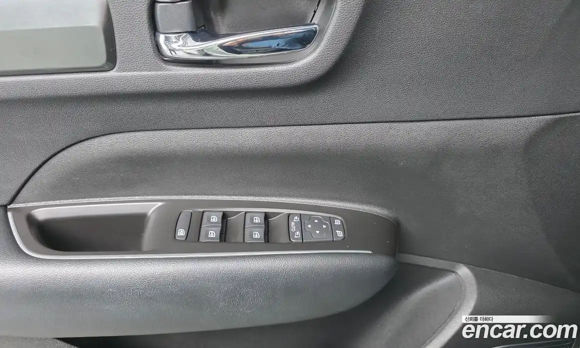 Renault QM6 2023 2.0 Автомат в Москве № 423085, фото 12