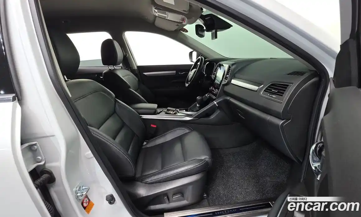 Renault QM6 2023 2.0 Автомат в Москве № 423085, фото 10