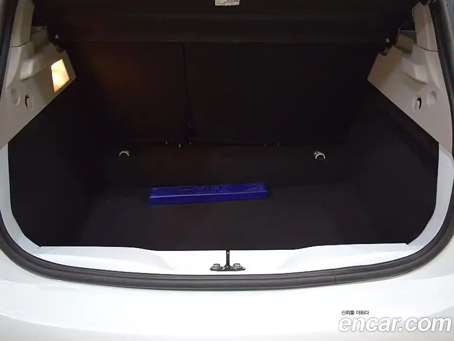 Renault Zoe 2021 0.2 Автомат в Москве № 424131, фото 20