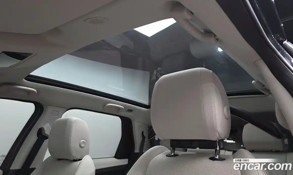 Land Rover Discovery Sport 2025 2.0 Автомат в Москве № 431143, фото 15