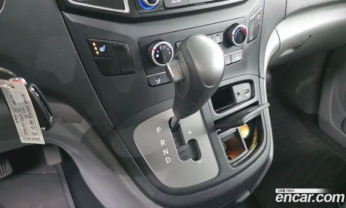 Hyundai Starex 2017 2.5 Автомат в Москве № 44805, фото 15