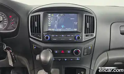 Hyundai Starex 2017 2.5 Автомат в Москве № 44805, миниатюра 5