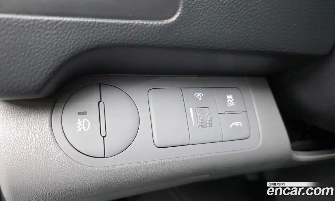 Hyundai Starex 2017 2.5 Автомат в Москве № 44805, фото 9