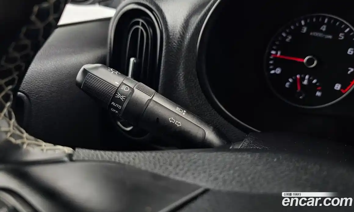 Kia Morning 2021 1.0 Автомат в Москве № 451335, фото 20