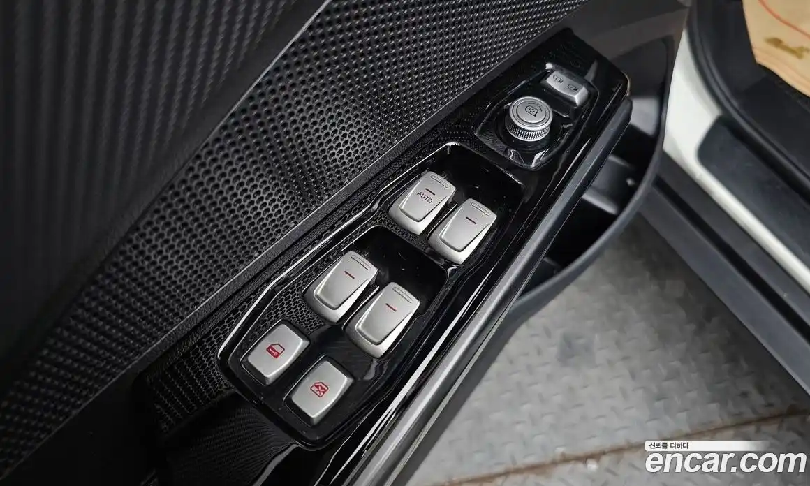 SsangYong TIBOLI 2016 1.6 Автомат в Москве № 453879, фото 13