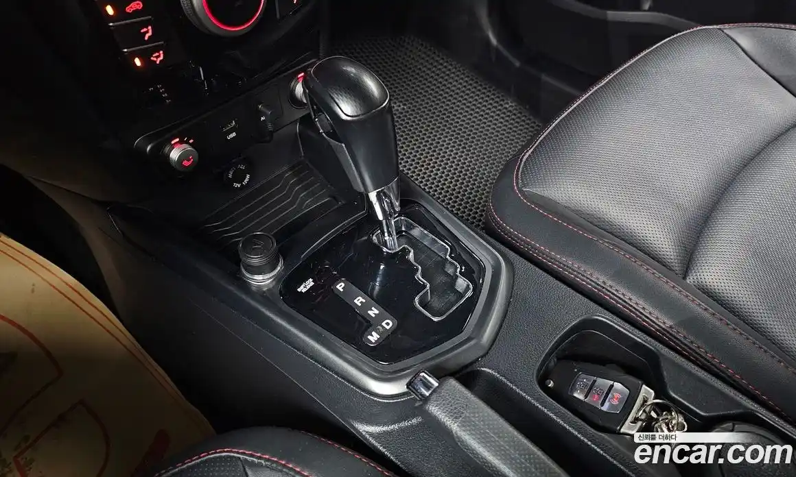 SsangYong TIBOLI 2016 1.6 Автомат в Москве № 453879, фото 9