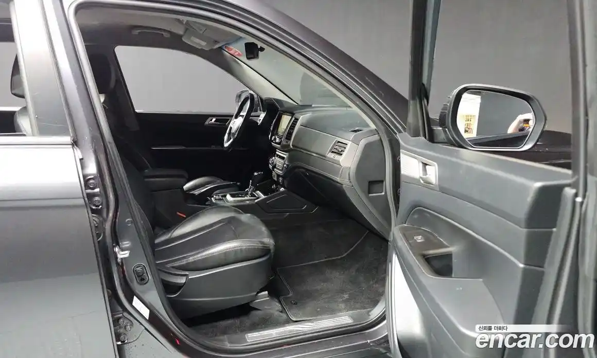 SsangYong Rexton 2019 2.2 Автомат в Москве № 454545, фото 18