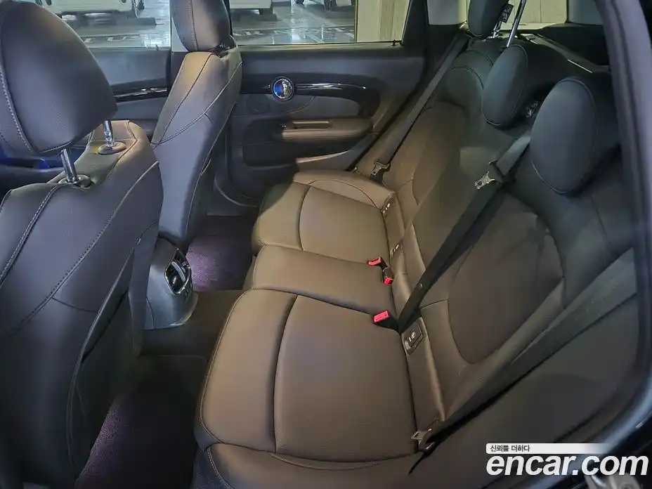 Mini Clubman 2023 1.5 Автомат в Москве № 457495, фото 13