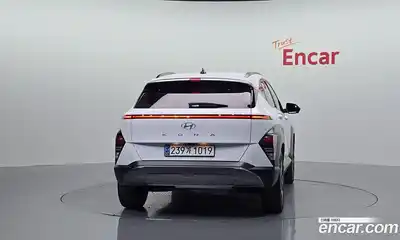 Hyundai Kona 2023 1.6 Автомат в Москве № 458668, миниатюра 4