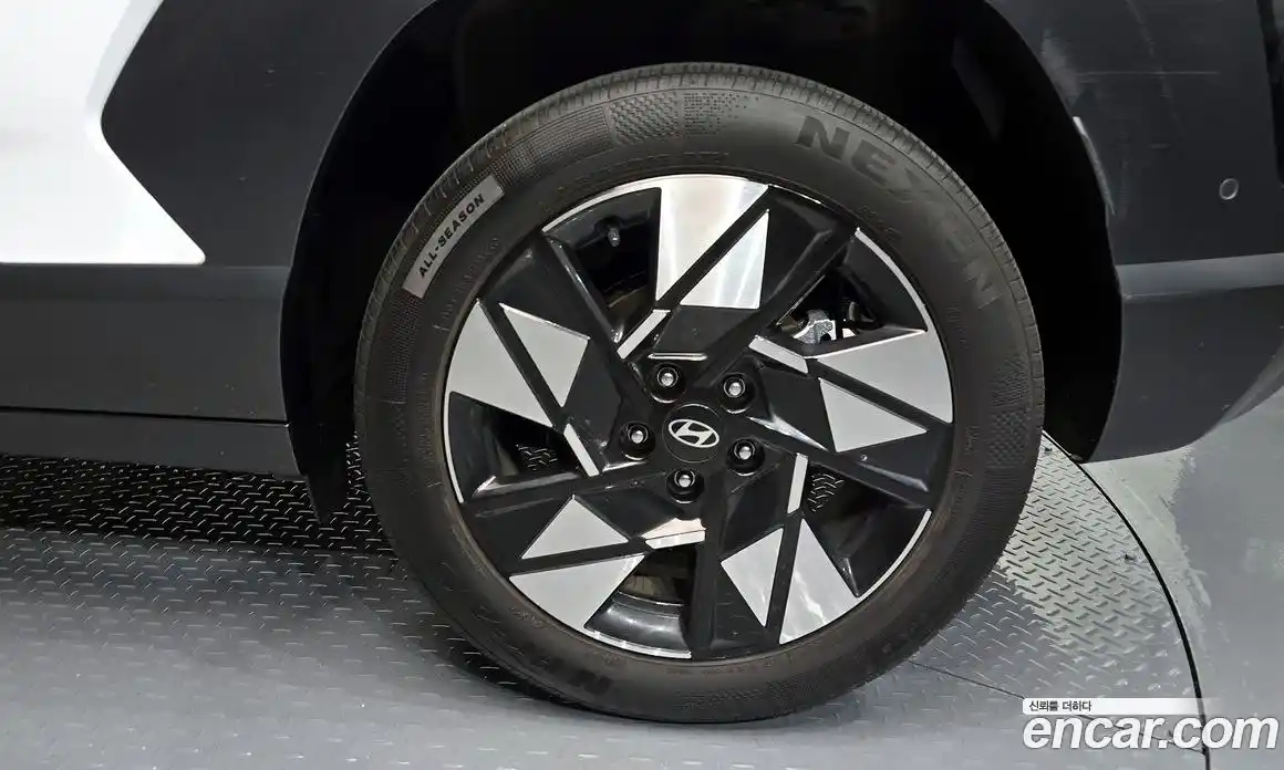 Hyundai Kona 2023 1.6 Автомат в Москве № 458668, фото 5