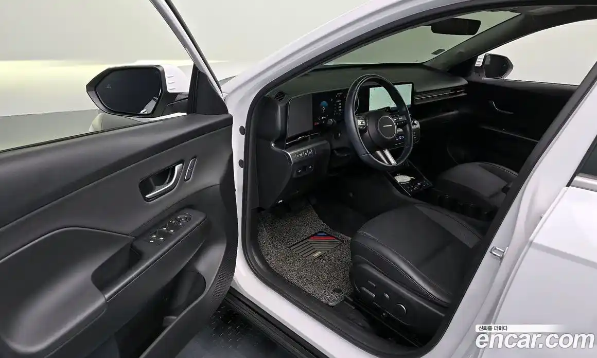 Hyundai Kona 2023 1.6 Автомат в Москве № 458668, фото 10