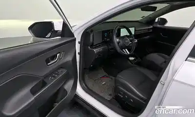 Hyundai Kona 2023 1.6 Автомат в Москве № 458668, миниатюра 10