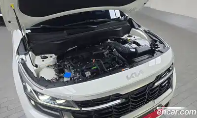 Kia Seltos 2023 1.6 Автомат в Москве № 460781, миниатюра 6