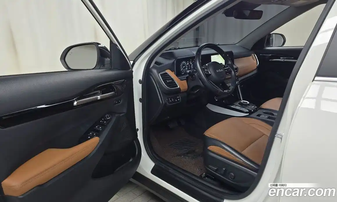 Kia Seltos 2023 1.6 Автомат в Москве № 460781, фото 10