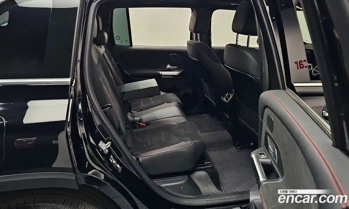 Mercedes-Benz EQB 2024 0.2 Автомат в Москве № 466307, фото 12