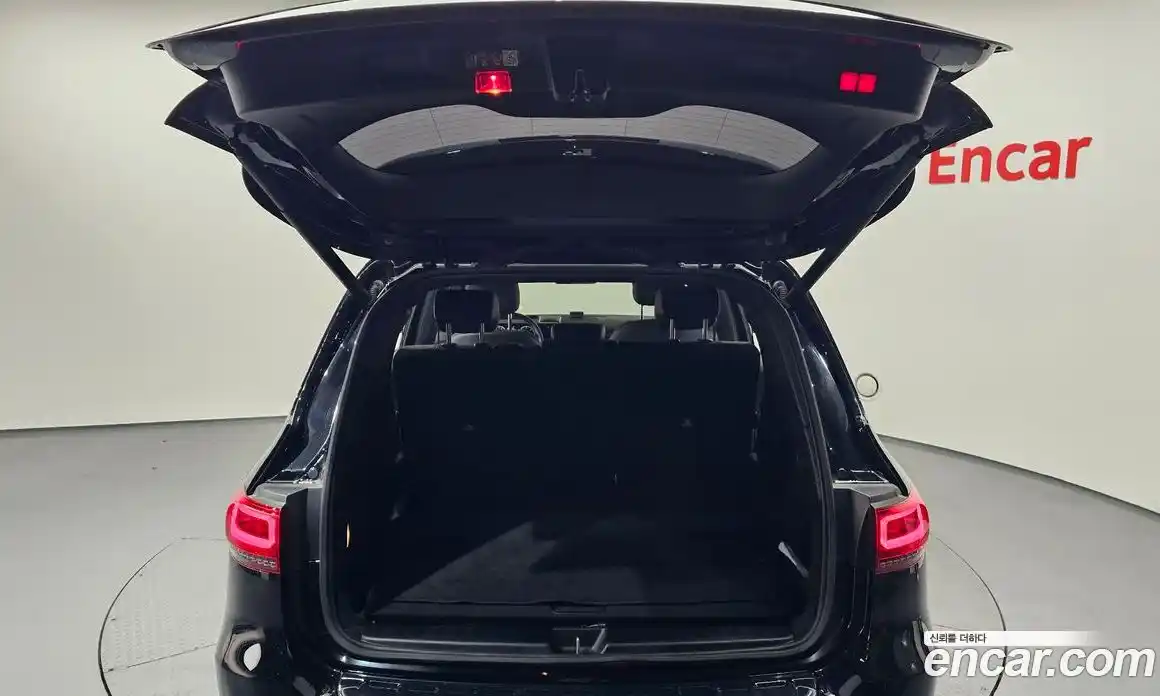 Mercedes-Benz EQB 2024 0.2 Автомат в Москве № 466307, фото 20