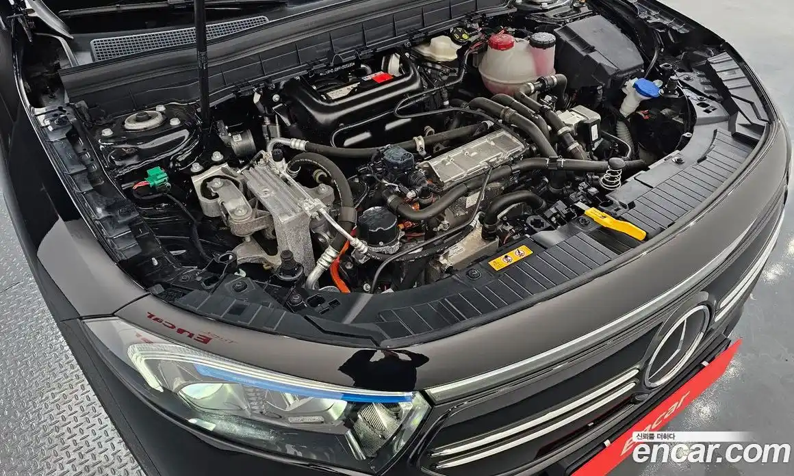 Mercedes-Benz EQB 2024 0.2 Автомат в Москве № 466307, фото 6