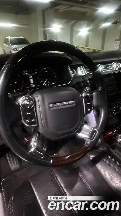 Land Rover Range-Rover 2014 4.4 Автомат в Москве № 471640, фото 10