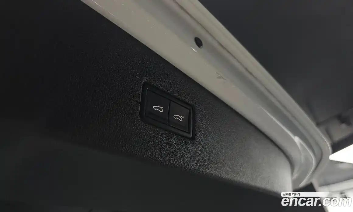 Volkswagen Tiguan 2018 2.0 Автомат в Москве № 472130, фото 19