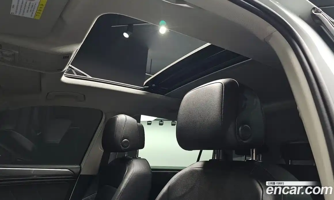 Volkswagen Tiguan 2018 2.0 Автомат в Москве № 472130, фото 20