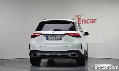 Mercedes-Benz GLE-Class 2025 3.0 Автомат в Москве № 493725, миниатюра 3