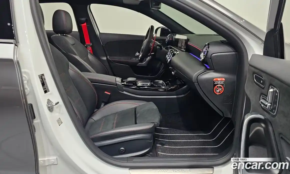 Mercedes-Benz A-Class 2022 2.0 Автомат в Москве № 494110, фото 11