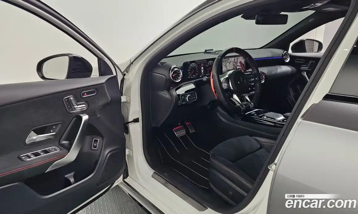 Mercedes-Benz A-Class 2022 2.0 Автомат в Москве № 494110, фото 10