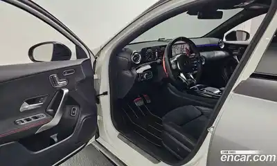 Mercedes-Benz A-Class 2022 2.0 Автомат в Москве № 494110, миниатюра 10