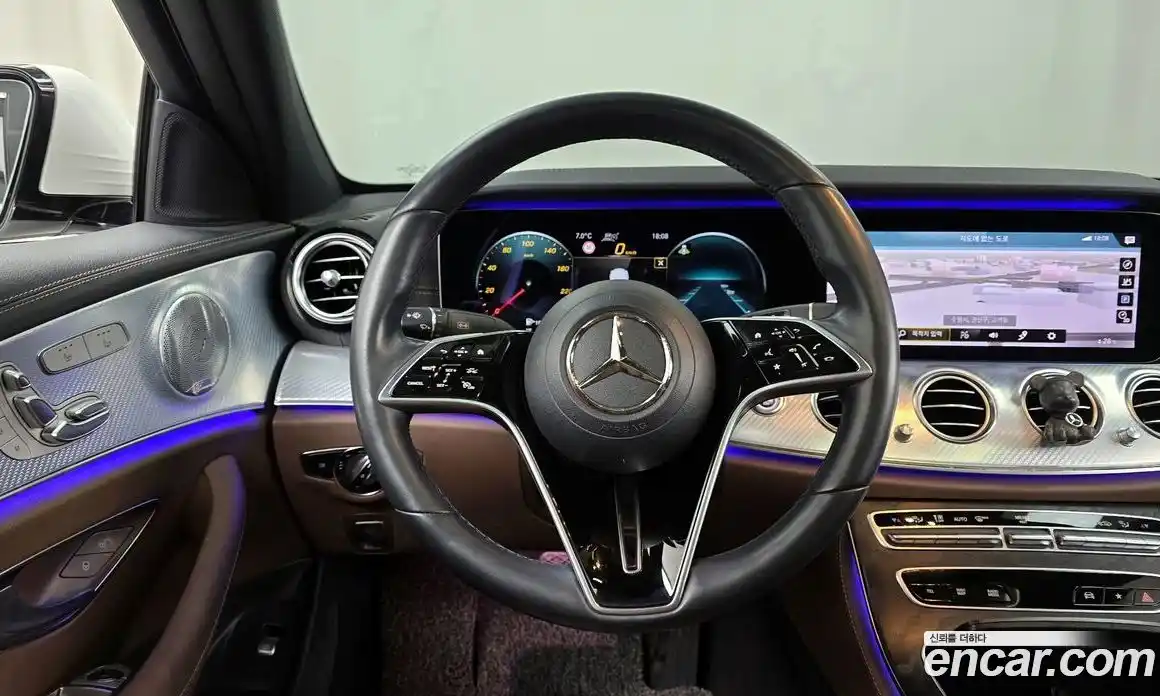 Mercedes-Benz E-Class 2021 2.0 Автомат в Москве № 494525, фото 13