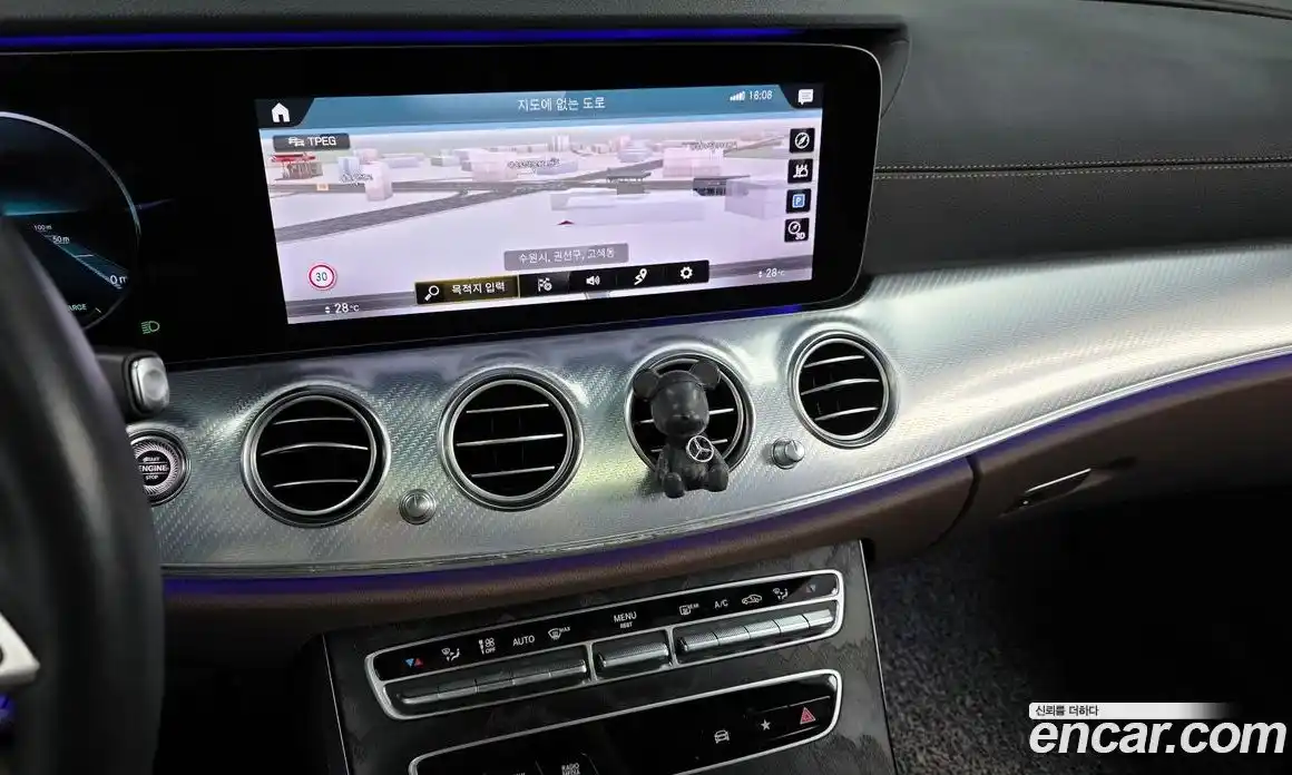 Mercedes-Benz E-Class 2021 2.0 Автомат в Москве № 494525, фото 14