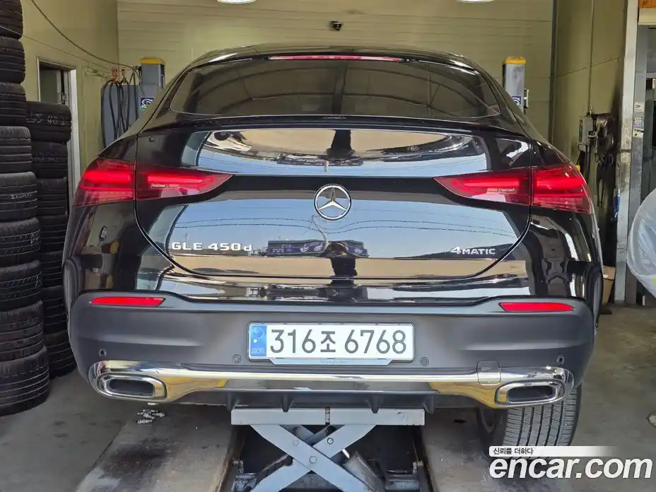 Mercedes-Benz GLE-Class 2023 3.0 Автомат в Москве № 494742, фото 6