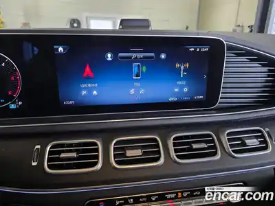 Mercedes-Benz GLE-Class 2023 3.0 Автомат в Москве № 494742, миниатюра 9