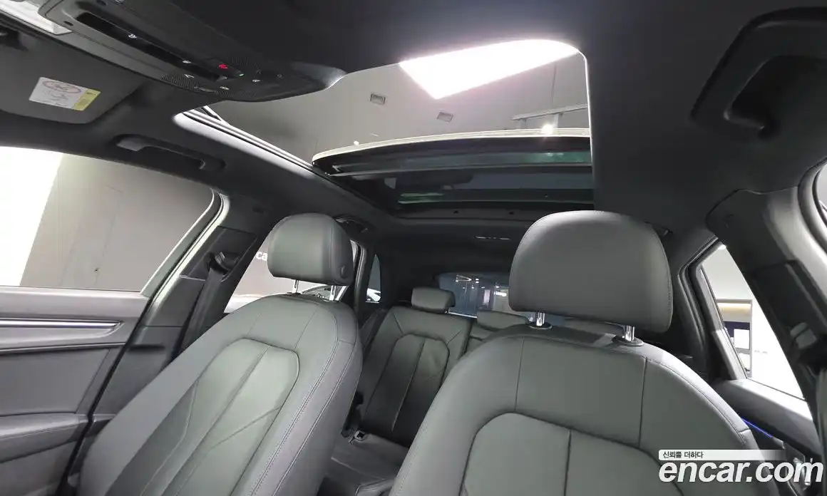 Audi Q3 2023 2.0 Автомат в Москве № 496324, фото 11