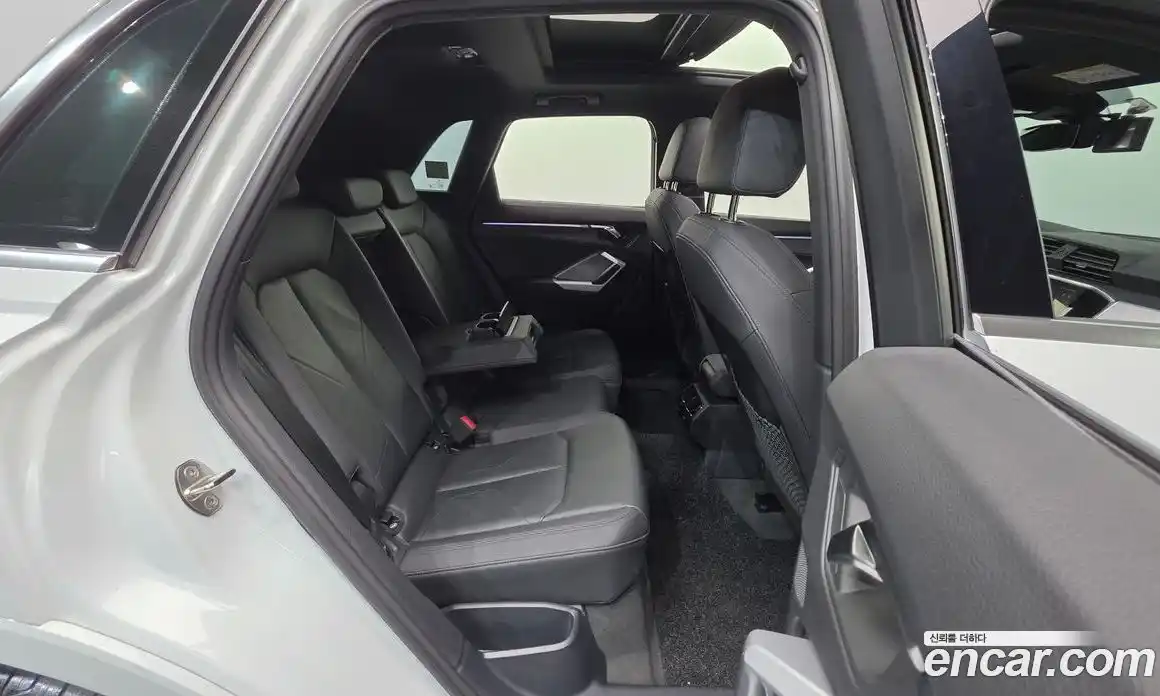 Audi Q3 2023 2.0 Автомат в Москве № 496324, фото 19