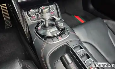 Audi R8 2015 5.2 Автомат в Москве № 496416, миниатюра 9
