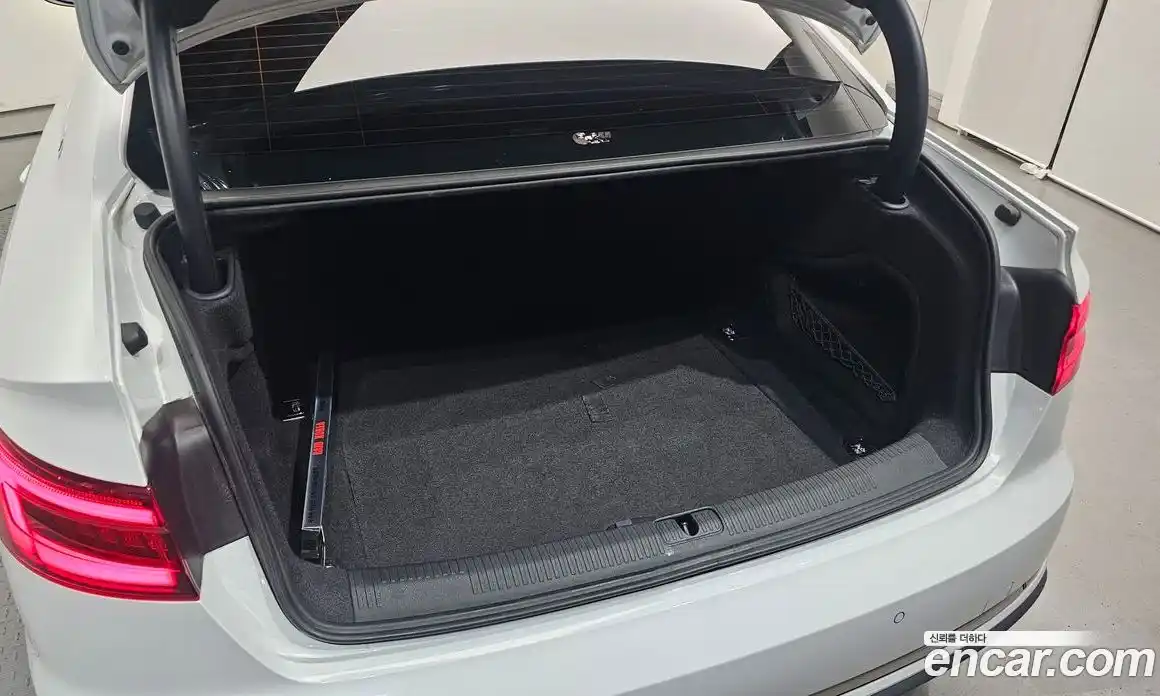 Audi A4 2019 2.0 Автомат в Москве № 496868, фото 20