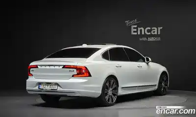 Volvo S90 2022 2.0 Автомат в Москве № 497572, миниатюра 2