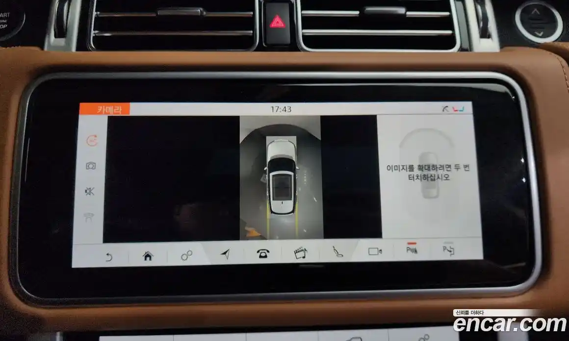 Land Rover Range-Rover 2018 4.4 Автомат в Москве № 498786, фото 16