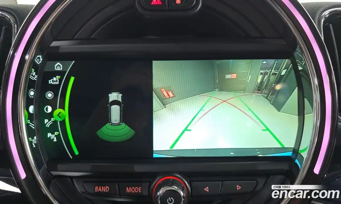 Mini Countryman 2018 2.0 Автомат в Москве № 499191, фото 15