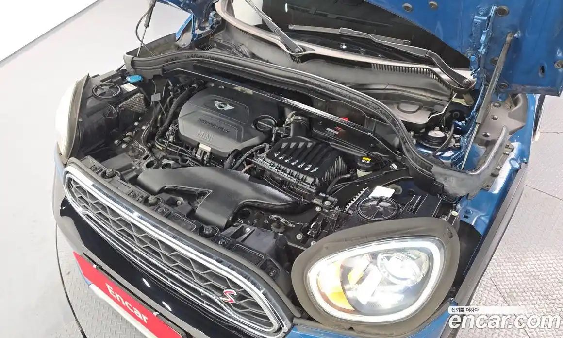 Mini Countryman 2018 2.0 Автомат в Москве № 499191, фото 6